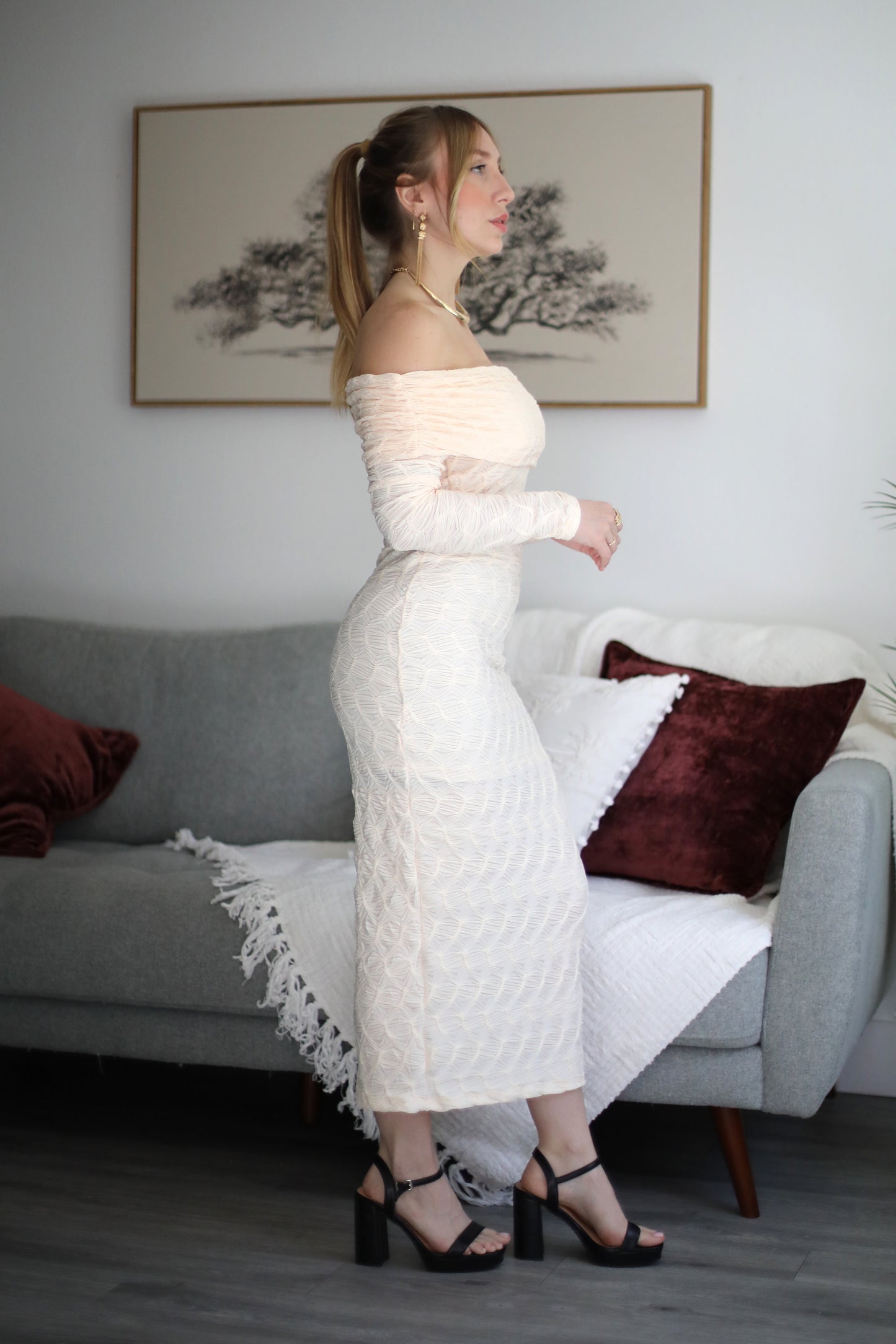 Textured Shoulder Midi Dress