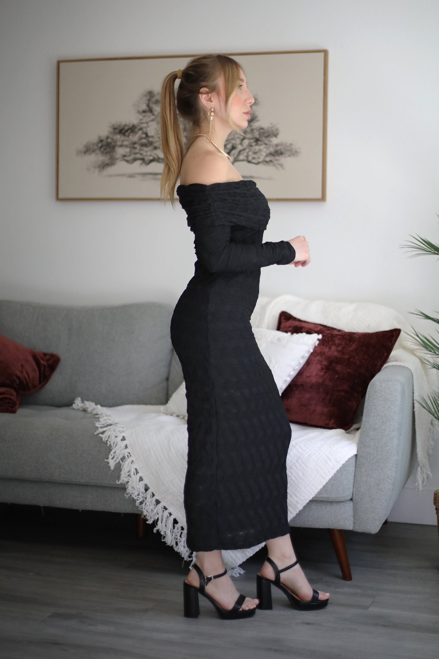 Textured Shoulder Midi Dress