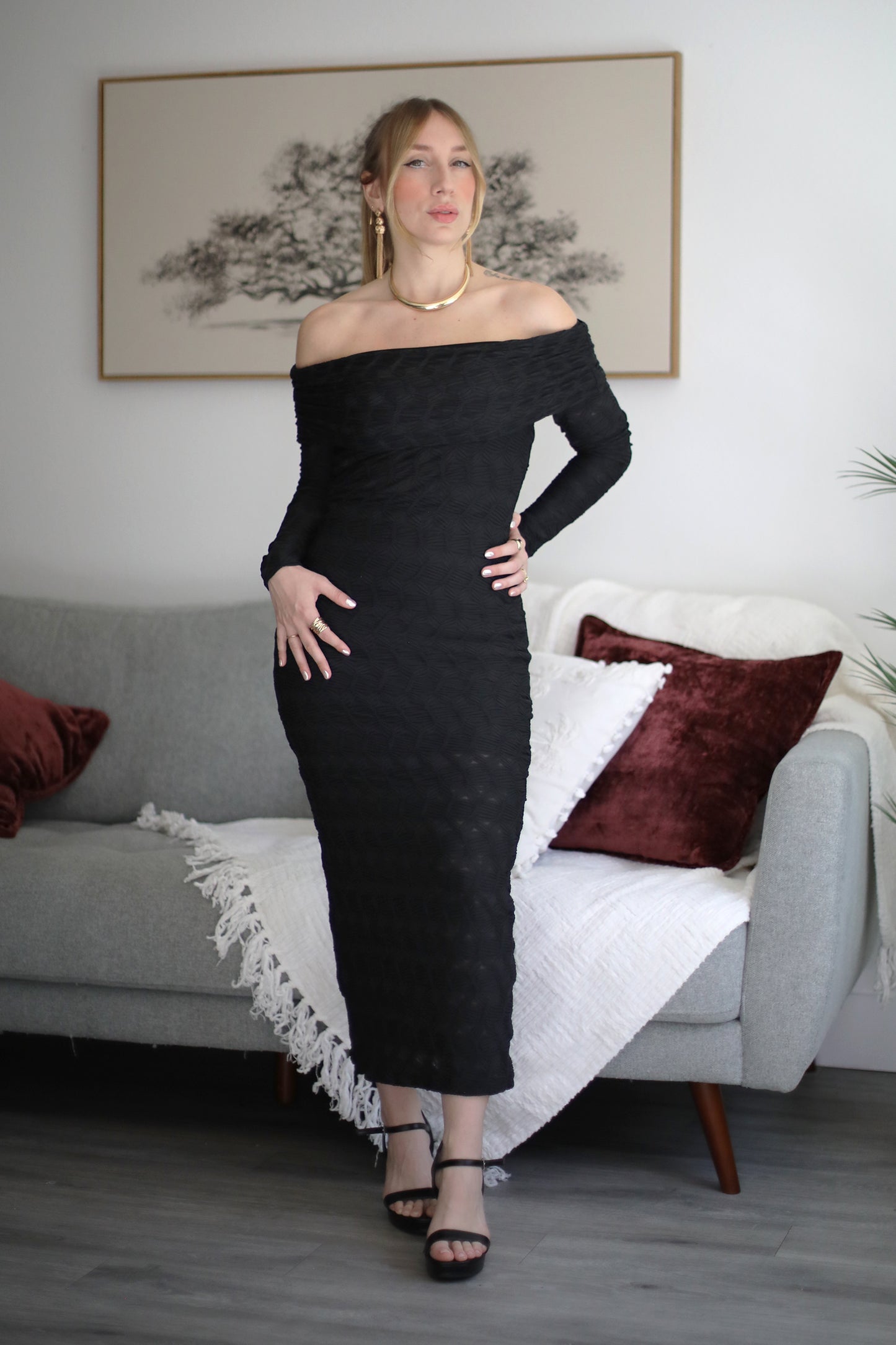 Textured Shoulder Midi Dress