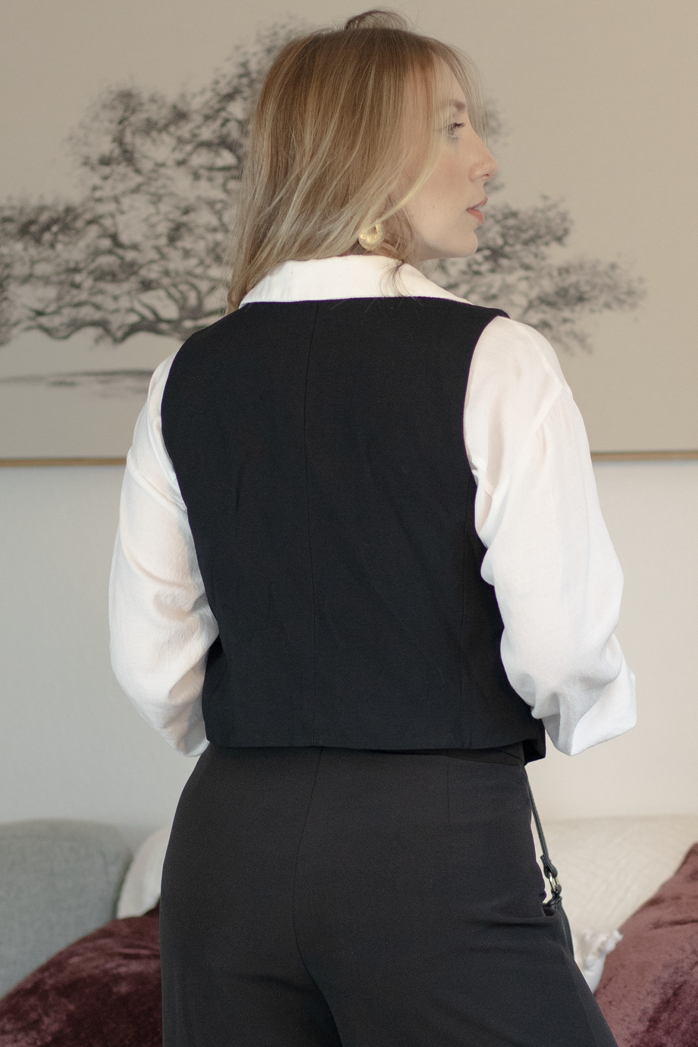 Black Lisa Vest