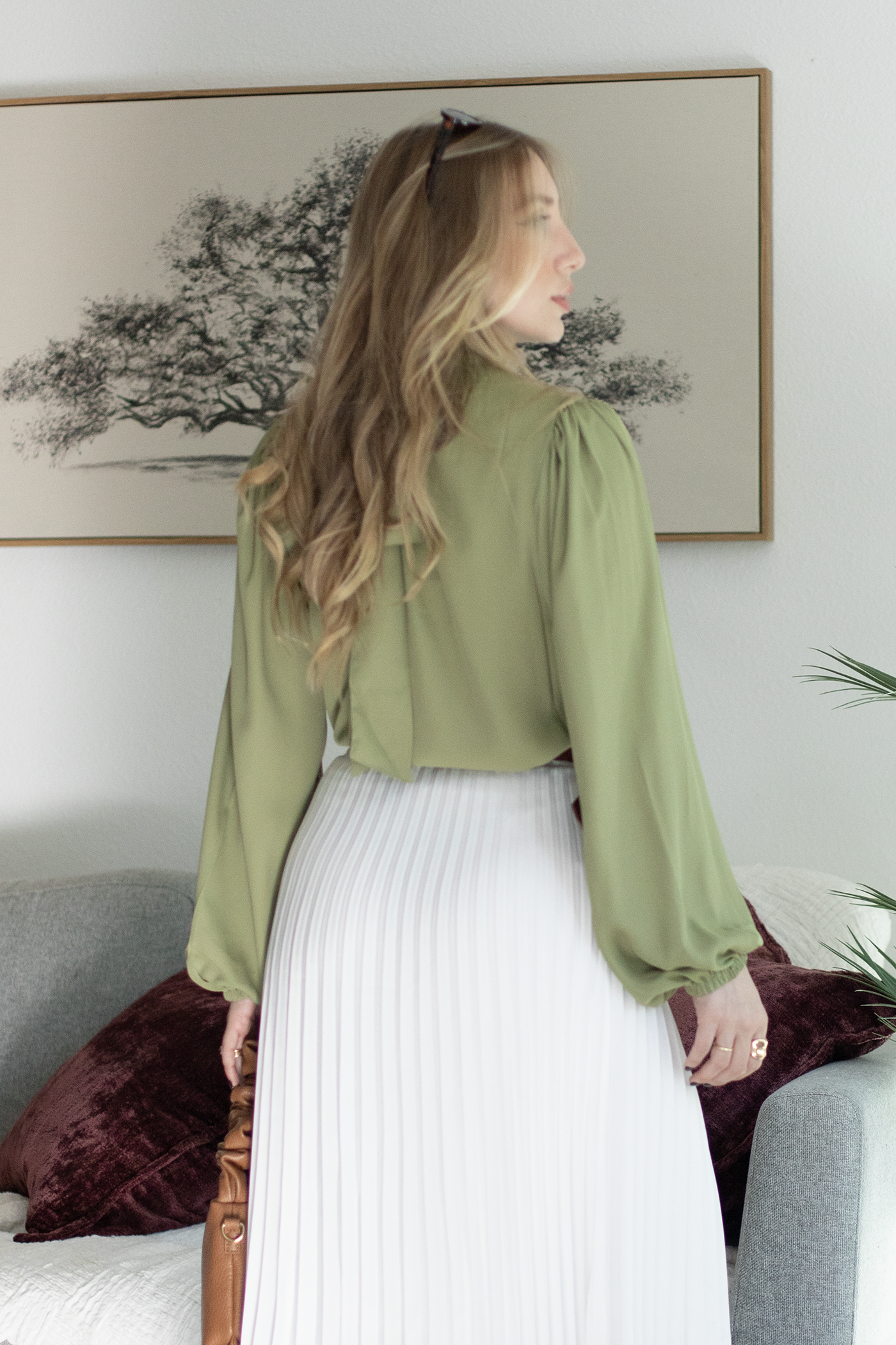 Aurami Bow-Tie Blouse