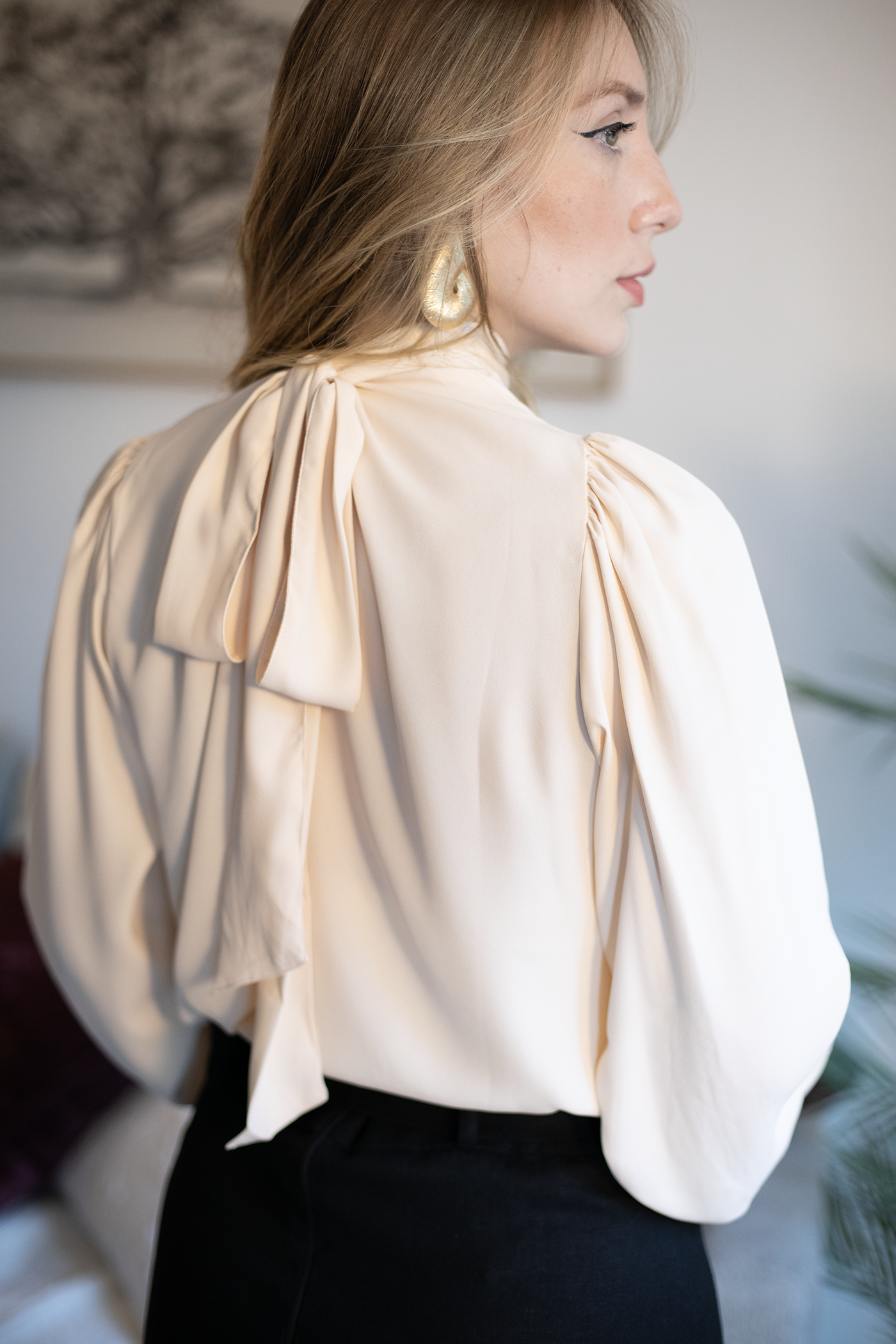 Aurami Bow-Tie Blouse