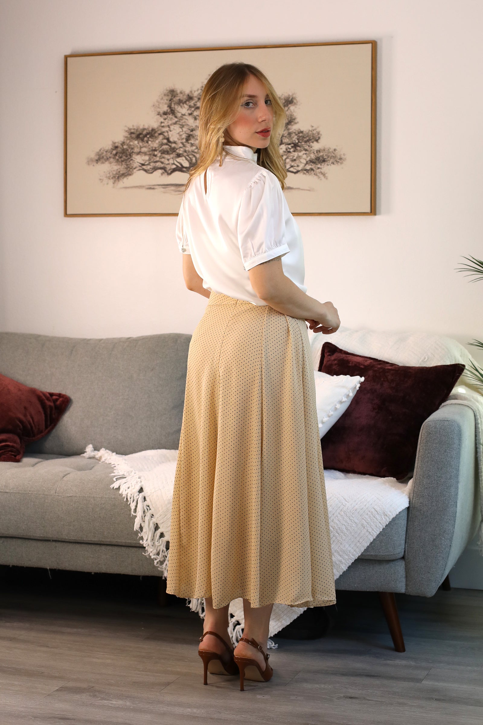 Aurami Short Sleeve Princesa Blouse